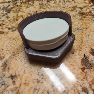 Giá đỡ giấy lọc Aeropress với thiết kế nghiêng