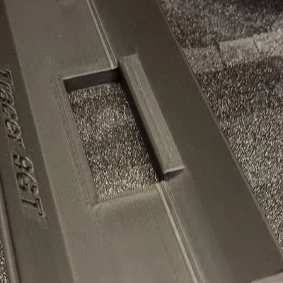 Giá Treo Tường Túi Bên Hông Xe Tracer 9 & GT