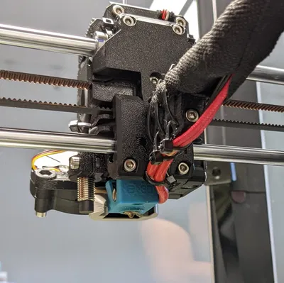 Cải tiến x-carriage MK3S+ với thiết kế hai phần dễ thay thế