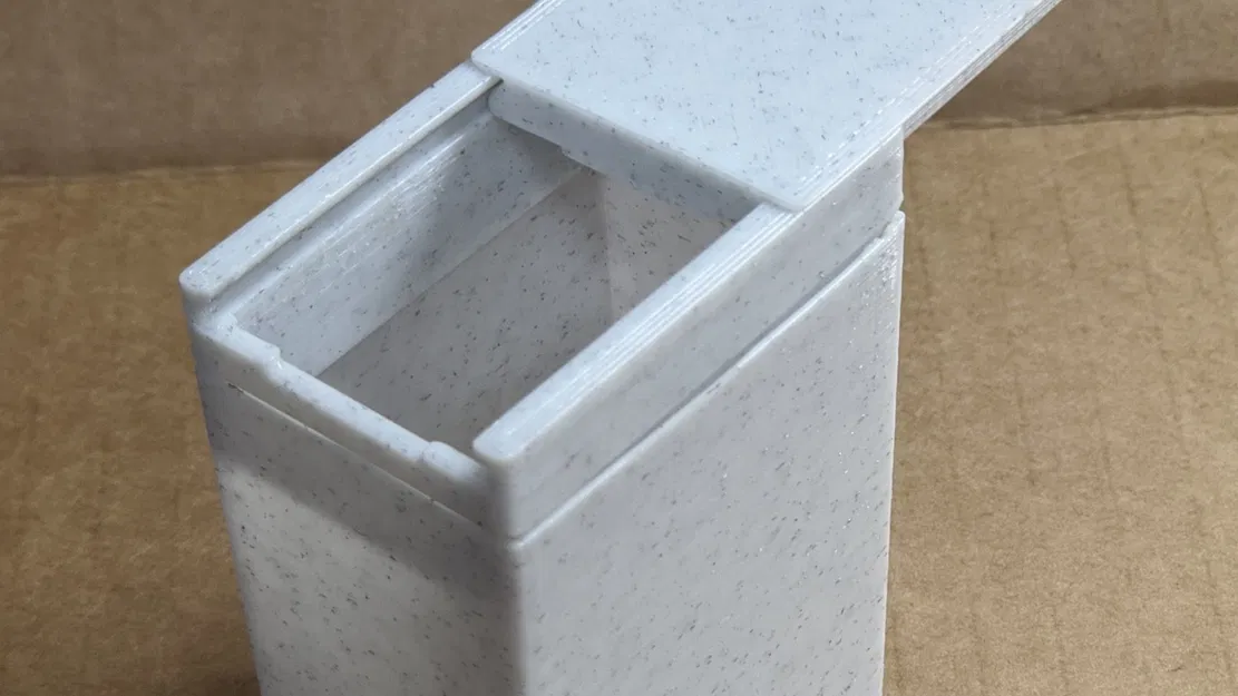 Hộp mini với nắp trượt để lưu trữ dụng cụ nhỏ - Image 1