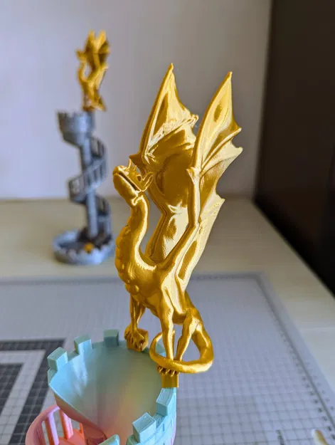 Rồng Aria cho cầu thang lâu đài Dice Tower - Image 1