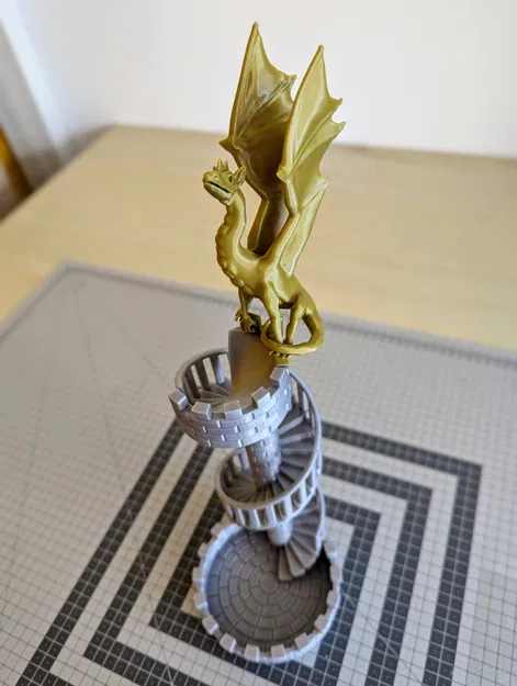 Rồng Aria cho cầu thang lâu đài Dice Tower - Image 2