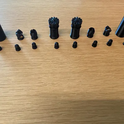 Bộ cờ vua du lịch siêu nhỏ gọn với các quân cờ xếp chồng