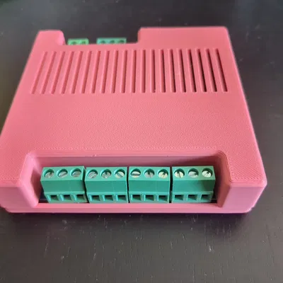 Vỏ hộp cho board relay ESP32 4 kênh