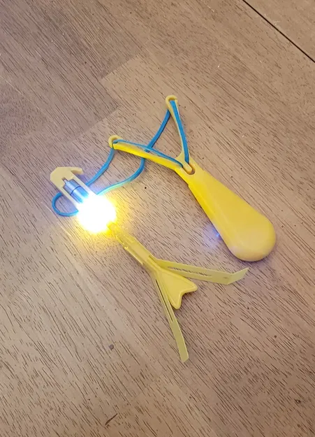 Đồ chơi tên lửa trực thăng phóng cao su có đèn - Image 2