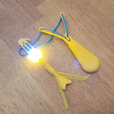 Đồ chơi tên lửa trực thăng phóng cao su có đèn