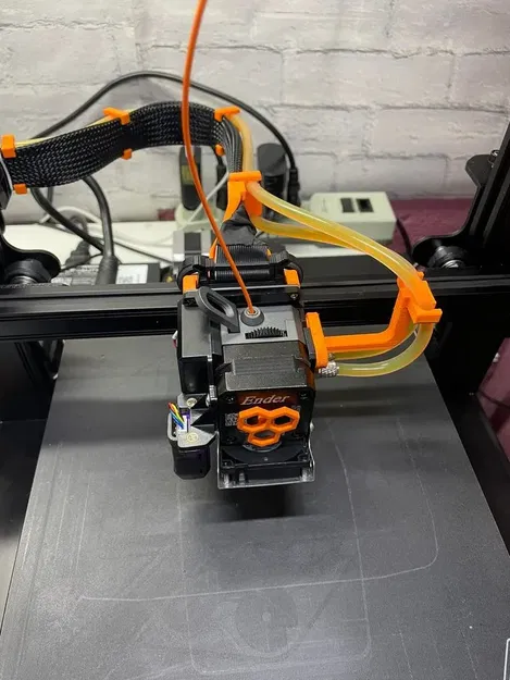 Giá đỡ ống nước làm mát cho máy in 3D Creality - Image 1