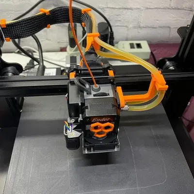 Giá đỡ ống nước làm mát cho máy in 3D Creality