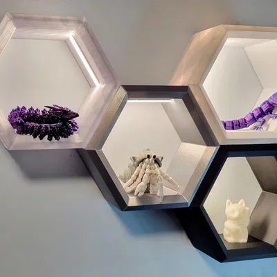 Kệ hình lục giác với hệ thống chiếu sáng LED và quản lý dây