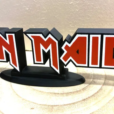 Biểu tượng logo Iron Maiden đa sắc màu cho tín đồ nhạc rock