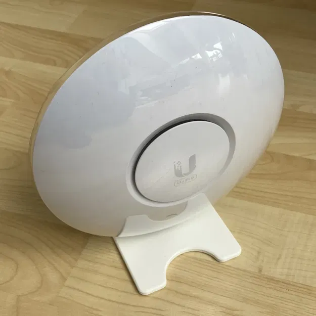 Giá đỡ lắp đặt điểm truy cập UniFi 6 Lite, nanoHD, AC Lite - Image 1