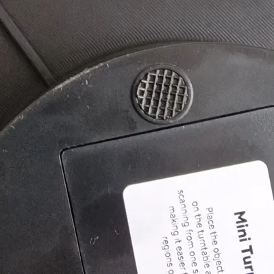 Bàn xoay mở rộng Revopoint với dấu hiệu đánh dấu