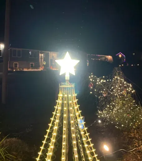 Ngôi sao lùn: Trang trí Giáng sinh với đèn LED đa dạng - Image 9