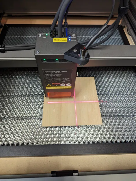 Giá đỡ chéo laser cho máy cắt/khắc Creality Falcon 2 - Image 1