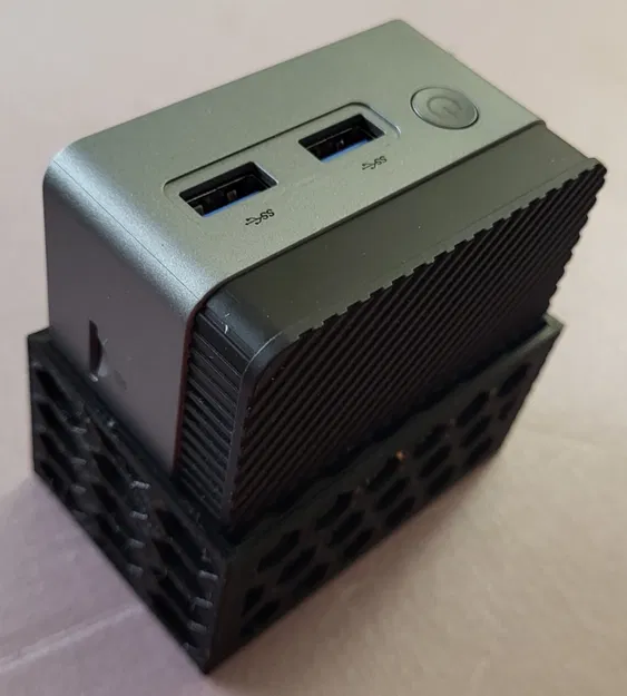 Giá đỡ NucBox5 cho phép thông gió và truy cập cổng - Image 3