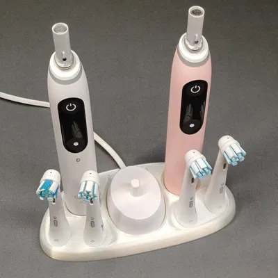 Giá đỡ Oral-B cho sạc, bàn chải và đầu bàn chải