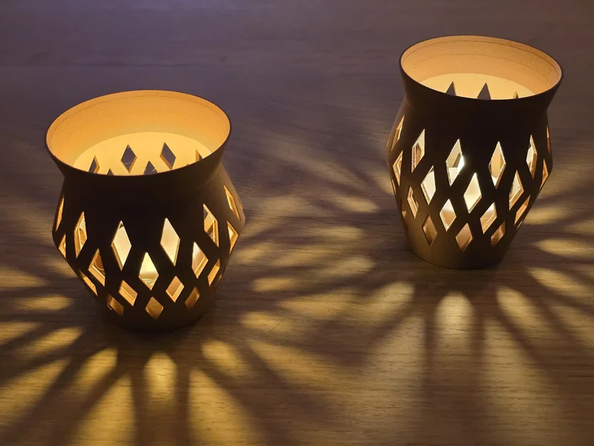 Giá đỡ đèn tealight LED với họa tiết kim cương - Image 1