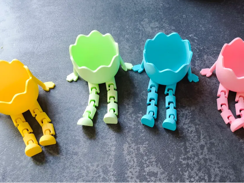 Cốc trứng với chân lắc lư cho dịp Phục Sinh - Image 1