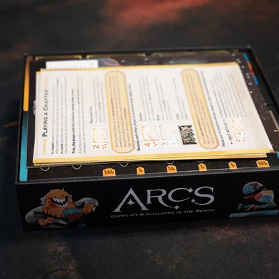 Hộp đựng Arcs bản gốc