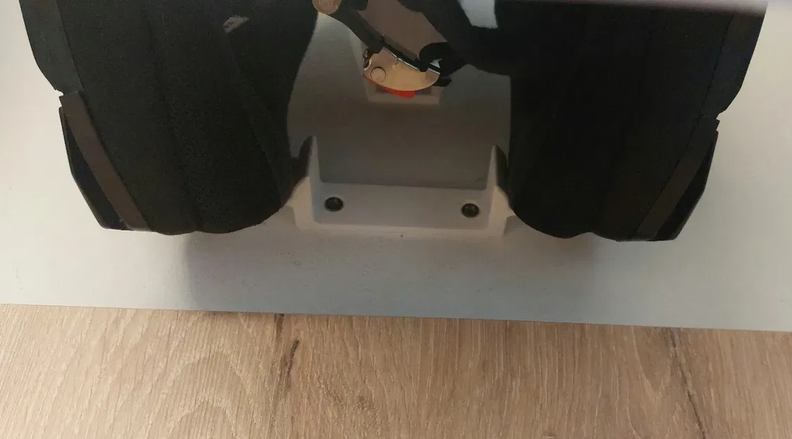 Giá Treo Nón Bảo Hiểm Lên Tường - Image 4