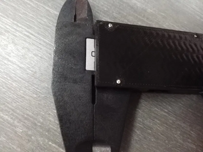 Nắp che cho thước kẹp bị hỏng - Image 2