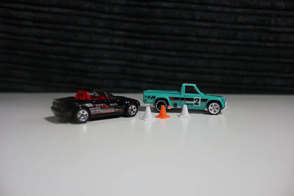 Nón giao thông tỉ lệ 1/64 - Image 2