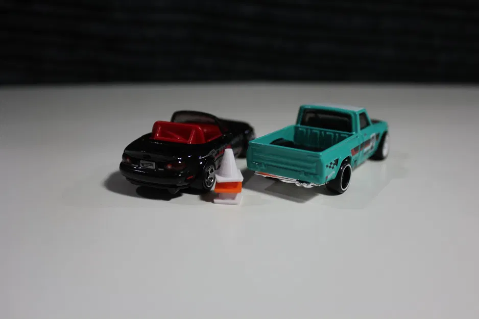 Nón giao thông tỉ lệ 1/64 - Image 3