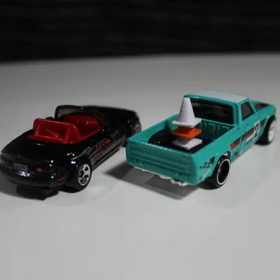 Nón giao thông tỉ lệ 1/64