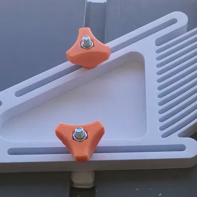 DeWalt DWE7491RS: Chỉnh Sửa Featherboard, Núm Vặn & Thanh Trượt