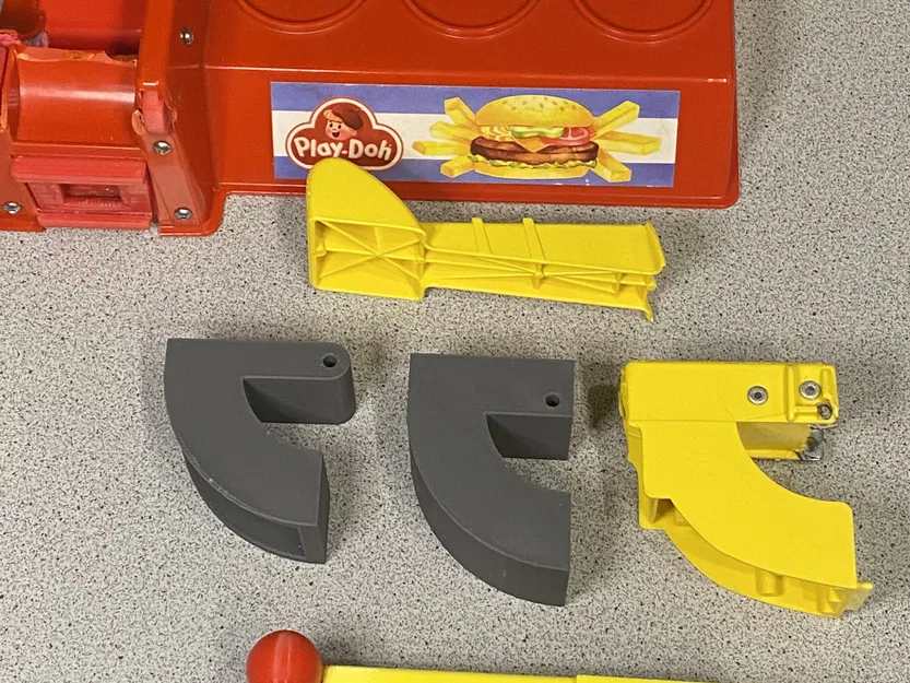 Bộ dụng cụ làm bánh hamburger Play-Doh được sửa chữa sau 30 năm - Image 4