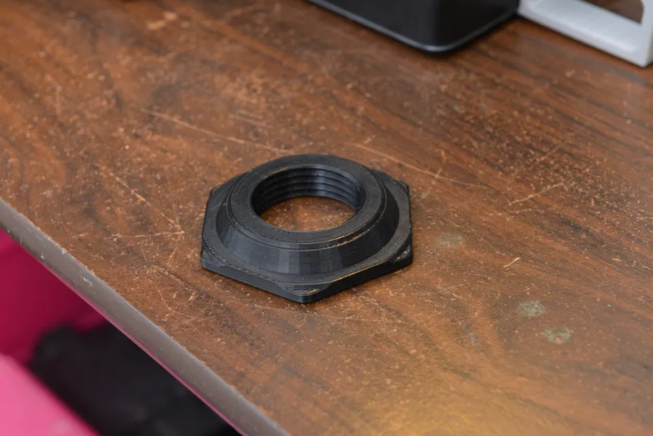 Khung Giá Đỡ Cuộn Chỉ Trọng Lực Êm Hơn & Đáng Tin Cậy Hơn và Đai Ốc Bậc - Image 2