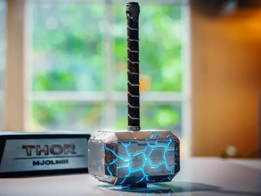 Mjolnir Phát Sáng Chạy Bằng Pin - Image 1