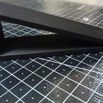 Đế giữ cửa tối giản cho không gian sống