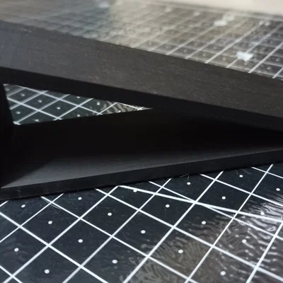 Đế giữ cửa tối giản cho không gian sống