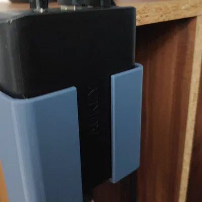 Giá treo tường cho trạm sạc Aukey Power Delivery PA-Y13