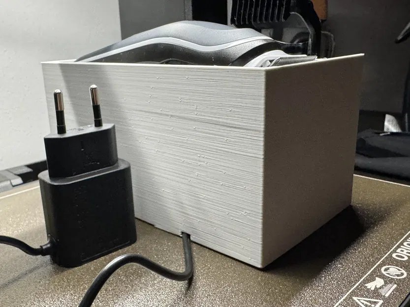 Hộp lưu trữ và sạc cho máy cạo lông BodyGroomer Series 5 - Image 3