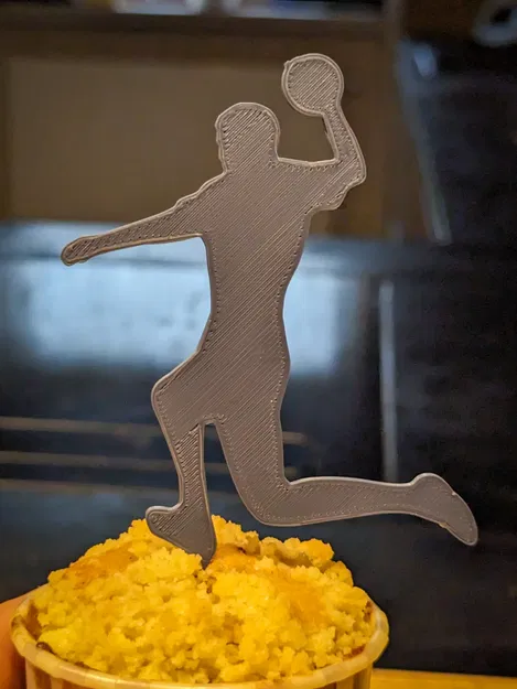 Silhouette người chơi bóng ném làm topper muffin - Image 5