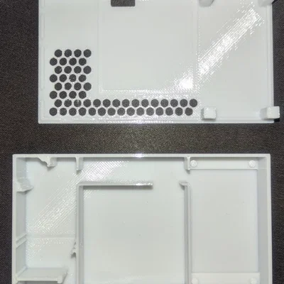 Hộp đựng ESP32 ⨯ Sensirion SPS30+SCD41+SGP41