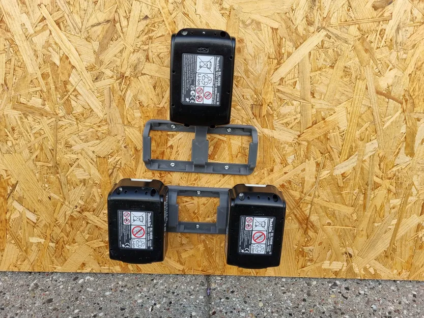 Móc Treo Pin Makita - Image 1