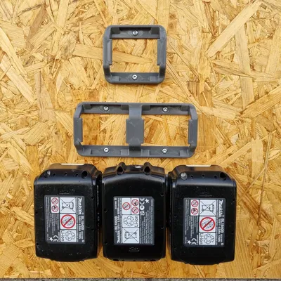 Móc Treo Pin Makita