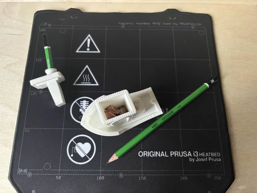 Hộp Bút Chì Benchy – Một Bản Remix Vui Nhộn Và Thực Tế! - Image 5