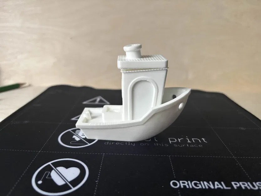 Hộp Bút Chì Benchy – Một Bản Remix Vui Nhộn Và Thực Tế! - Image 6