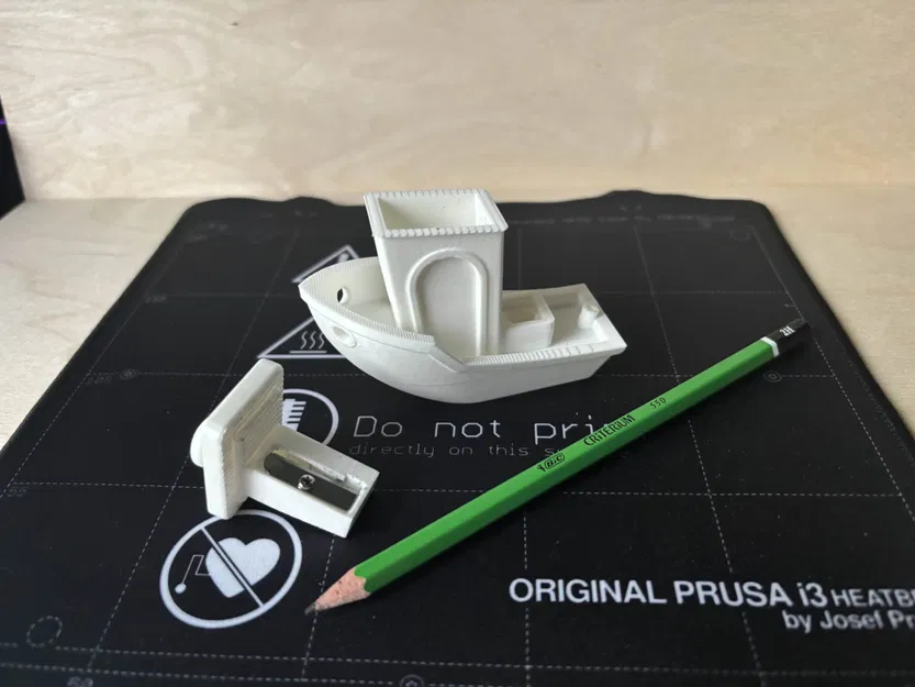 Hộp Bút Chì Benchy – Một Bản Remix Vui Nhộn Và Thực Tế! - Image 10