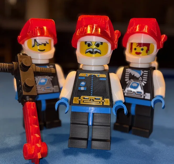 Mô hình Khối Khổng Lồ Phi Hành Gia Băng Giá Cổ Điển 2002 (Tỷ lệ 5:1) - Image 1