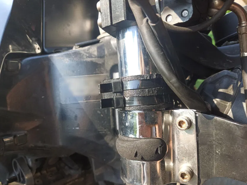 Giá đỡ phuộc cho xe f800r với kẹp 43mm - Image 4