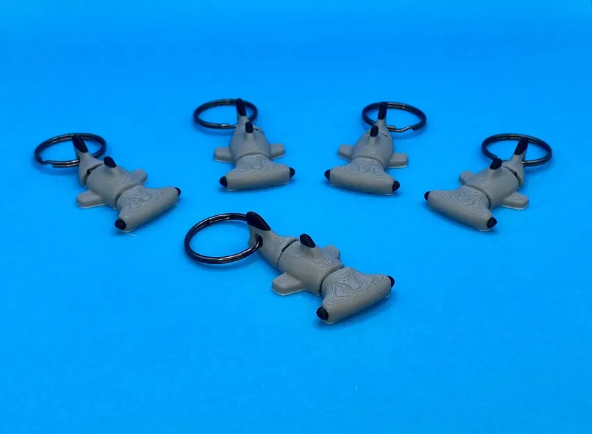 Móc Khóa Cá Mập Búa - Image 1