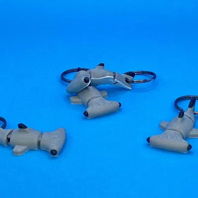 Móc Khóa Cá Mập Búa