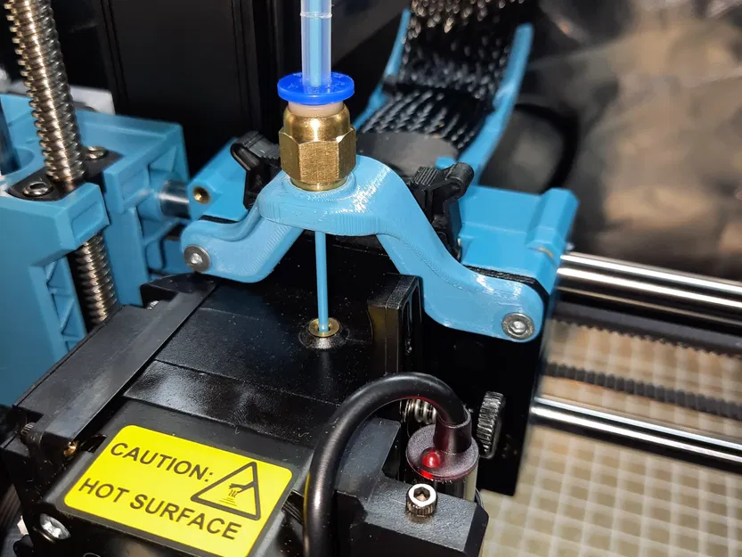 Giá Đỡ Ống Bowden Ngược Sovol SV06 Trên Bộ Đùn - Image 3