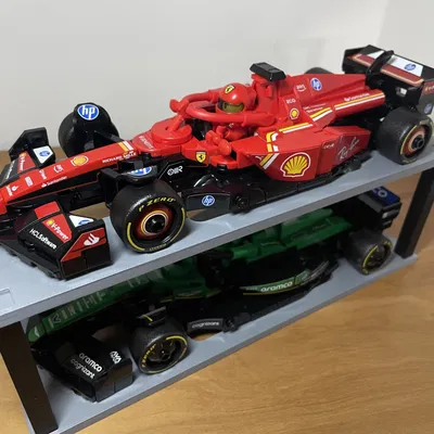 Kệ Lego Speed Champions F1 - Mẫu 2 xe