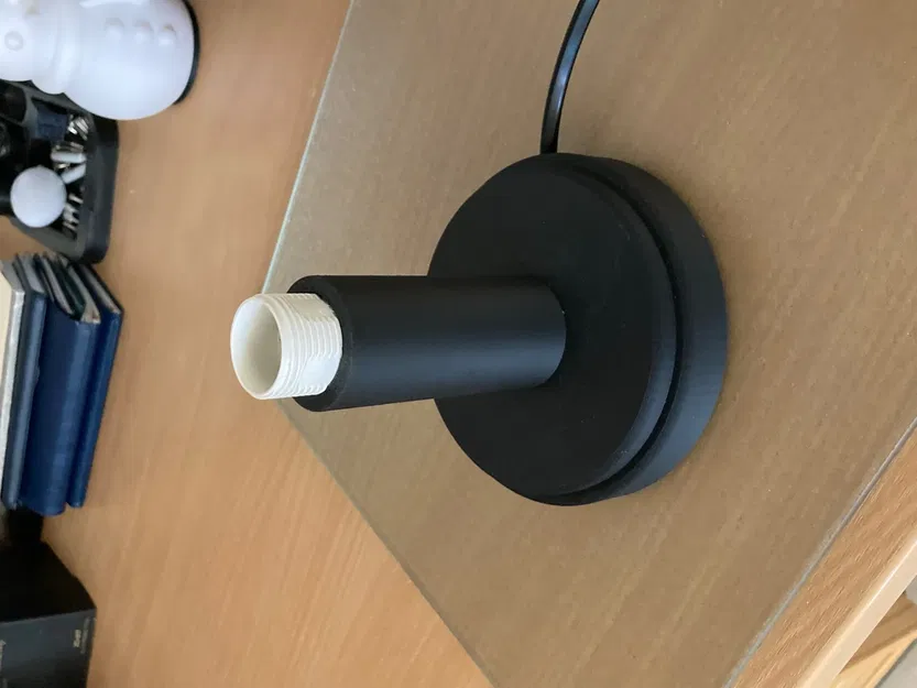 Chân đèn số 4 - Image 1